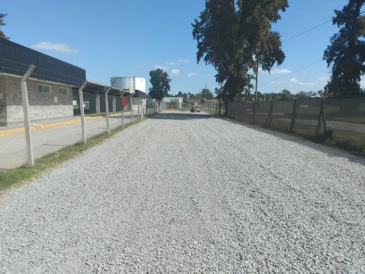 Construcción de estacionamiento exterior en Pilar, Buenos Aires