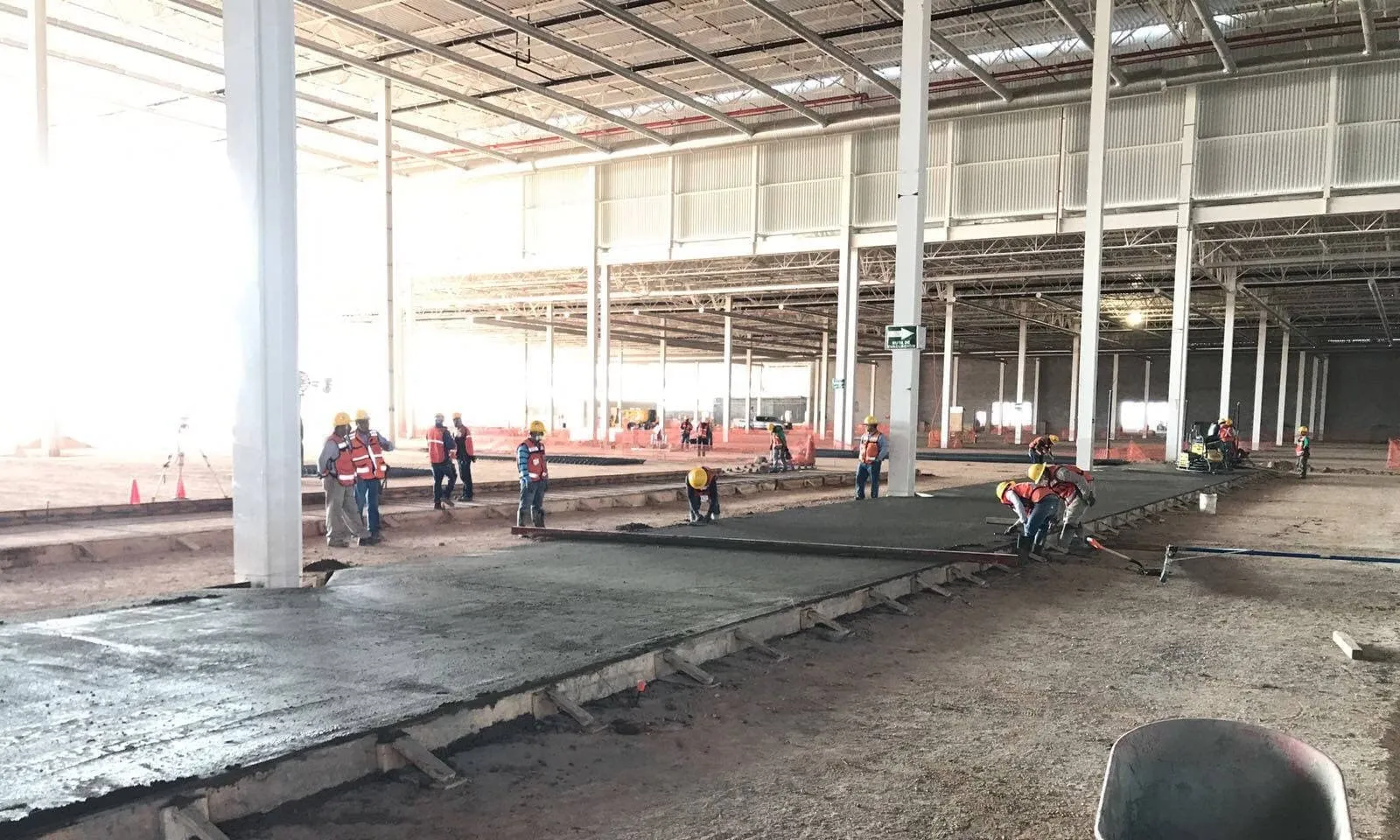 Pavimento industrial de hormigón terminado